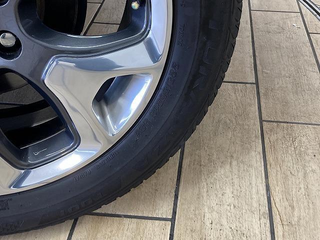 �e��I�[�g���[�������p�ӂ��Ă���܂��B�����O�~����R���\�B�P�Q�񂩂�P�Q�O��܂ł��x���񐔂����I�ђ����܂��B���ÎԂ���V�Ԃ��ׂĂɂ����p�����܂��B���C�y�ɃX�^�b�t�ւ����k���������B