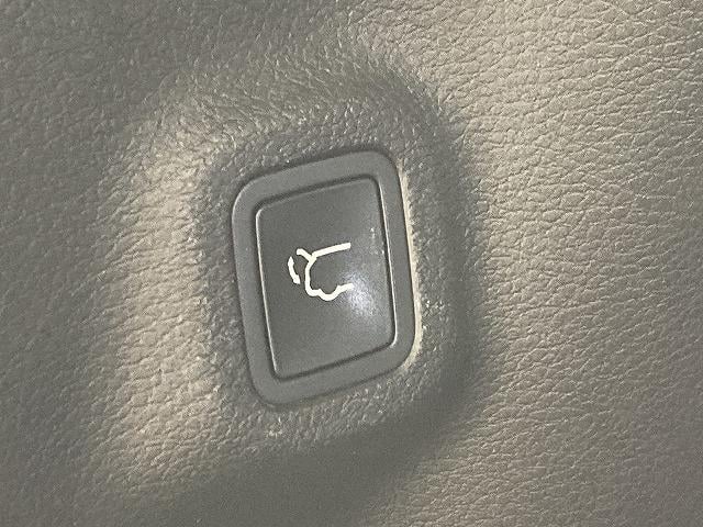 �e��I�[�g���[�������p�ӂ��Ă���܂��B�����O�~����R���\�B�P�Q�񂩂�P�Q�O��܂ł��x���񐔂����I�ђ����܂��B���ÎԂ���V�Ԃ��ׂĂɂ����p�����܂��B���C�y�ɃX�^�b�t�ւ����k���������B