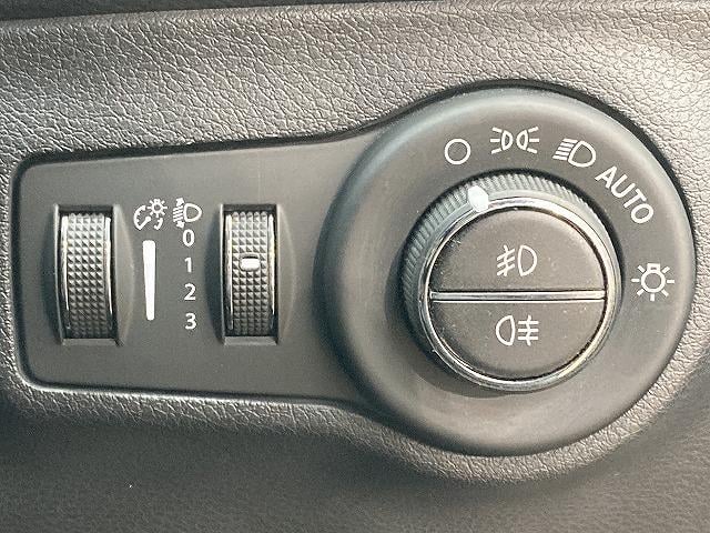 �e��I�[�g���[�������p�ӂ��Ă���܂��B�����O�~����R���\�B�P�Q�񂩂�P�Q�O��܂ł��x���񐔂����I�ђ����܂��B���ÎԂ���V�Ԃ��ׂĂɂ����p�����܂��B���C�y�ɃX�^�b�t�ւ����k���������B