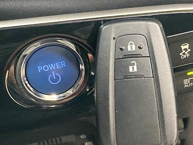 プリウス Ａ　純正９型ナビ／フルエアロ／追従クルコン／Ｂカメラ／ＬＥＤヘッド／衝突軽減／ヘッドアップディスプレイ／障害物センサー／ＬＥＤデイライト／ＢＳＭ（12枚目）