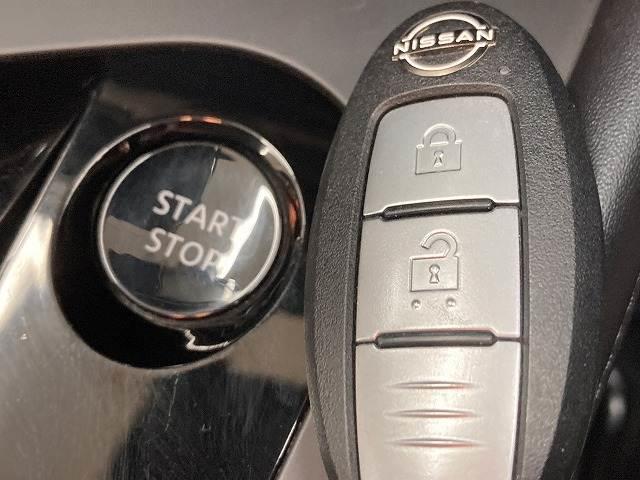 ノート Ｘ　純正９型ナビ／エマージェンシーブレーキ／バックカメラ／クリアランスソナー／ブレーキホールド／インテリキー／プッシュスタート／ＬＥＤヘッド／オートエアコン／オートハイビーム（7枚目）