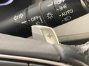 【パドルシフト】高速道路走行時など、エンジンブレーキを使用する際にはお手元で簡単にシフトダウン出来ます。