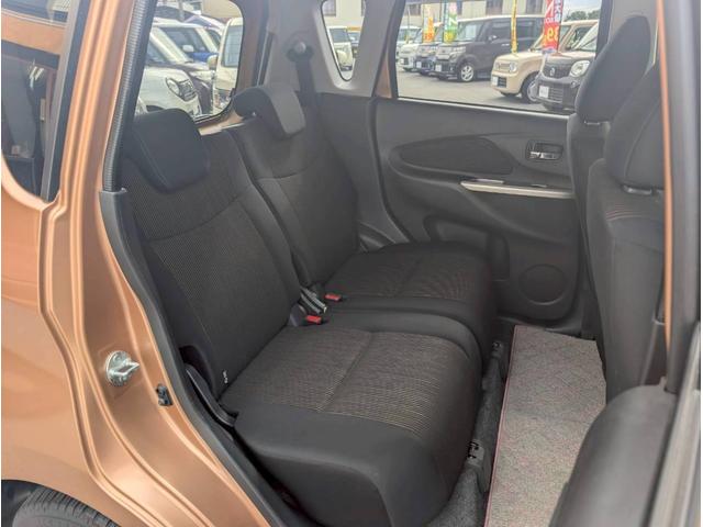 【車内抗菌・抗ウィルス＋消臭】車内抗菌オプションございます！車内抗菌・抗ウィルス＋消臭を行うことで快適なドライブ。ご使用直後はアルコールによる殺菌効果があり、消臭・抗菌します！