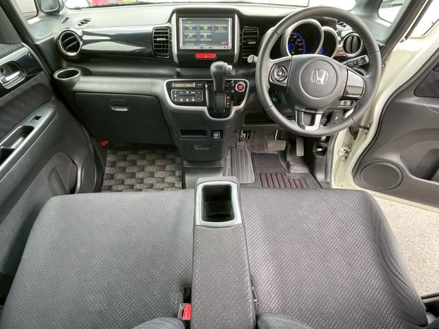 Ｎ－ＢＯＸカスタム Ｇ　ＳＳパッケージ　４４　ナビ　テレビ　ＥＴＣ　両側パワースライドドア　アイドリングストップ　ＬＥＤランプ（11枚目）