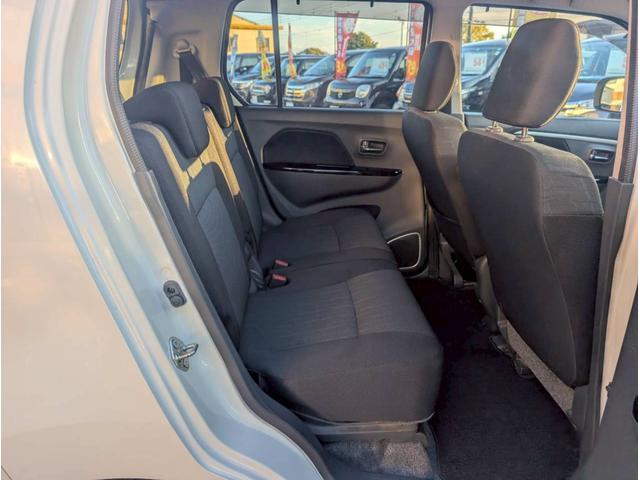 フレアカスタムスタイル HS 104 純正ナビ・フルセグTV・レーダーブレーキサポート・ETC・ディスチャージヘッドライト・シートヒーター・修復歴無し・保証付き(20枚目)