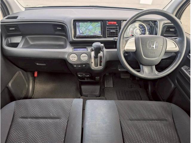 ゆったりとした室内空間で快適にお乗りになられます！また内装に関してもスタッフが綺麗に仕上げご納車させて頂きます！