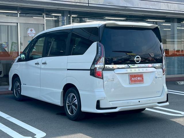 セレナ ｅ－パワー　ハイウェイスターＶ　アラウンドビューモニター　両側パワースライドドア　プロパイロット　ワンオーナー　セーフティパックＡ　フルセグ　ＥＴＣ　ＬＥＤ（17枚目）