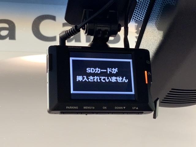 フィットハイブリッド Ｆパッケージ　あんしんＰＫＧ　１年保証　純正ナビ　フルセグ　Ｒカメラ　ＢＴオ－ディオ　ＤＶＤ　ドラレコ　ＥＴＣ　ＬＥＤライト　ＶＳＡ　アルミ　スマ－トキ－　ＡＡＣ（11枚目）
