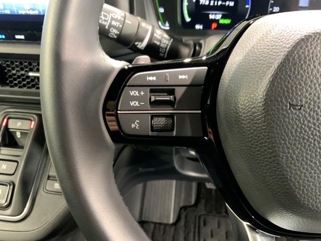 ステップワゴン ｅ：ＨＥＶスパーダ　ＨＳＥＮＳＩＮＧ　禁煙　試乗車　ナビＬＸＭ－２４７ＶＦＬｉ　ＡｐｐｌｅＣａｒＰｌａｙ　ＴＶ　Ｒカメラ　マルチビュー　ＣＤ録音　ＢＴオ－ディオ　ＤＶＤ　ＥＴＣ　ＬＥＤ　ＶＳＡ　両側電動ドア　シートヒータ（10枚目）