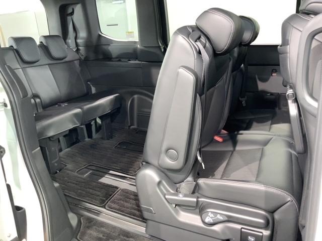 ステップワゴン ｅ：ＨＥＶスパーダ　ＨＳＥＮＳＩＮＧ　禁煙　試乗車　ナビＬＸＭ－２４７ＶＦＬｉ　ＡｐｐｌｅＣａｒＰｌａｙ　ＴＶ　Ｒカメラ　マルチビュー　ＣＤ録音　ＢＴオ－ディオ　ＤＶＤ　ＥＴＣ　ＬＥＤ　ＶＳＡ　両側電動ドア　シートヒータ（35枚目）