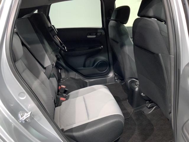 フィット ベーシック　ホンダセンシングレス　最長５年保証　リースアップ　スマ－トキ－　盗難防止装置　整備記録簿　ＡＡＣ　スペアキ－　Ｗエアバッグ（36枚目）