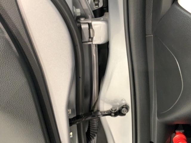 フィット ベーシック　ホンダセンシングレス　最長５年保証　リースアップ　スマ－トキ－　盗難防止装置　整備記録簿　ＡＡＣ　スペアキ－　Ｗエアバッグ（40枚目）