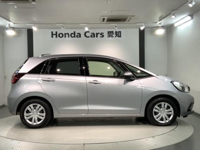 フィット ベーシック　ホンダセンシングレス　最長５年保証　リースアップ　スマ－トキ－　盗難防止装置　整備記録簿　ＡＡＣ　スペアキ－　Ｗエアバッグ（48枚目）