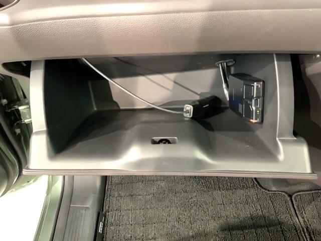 フリード Ｇ　Ｈ　ＳＥＮＳＩＮＧ　サイドリフトアップシート車　福祉車両　最長５年保証　ワンオーナー　ナビＶＸＭ－２２４ＶＦｉ　ＴＶ　Ｒカメラ　ＣＤ録音　ＢＴオ－ディオ　ＤＶＤ　ＥＴＣ　ＬＥＤライト　ＶＳＡ（26枚目）