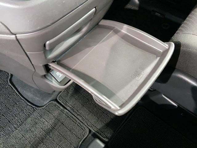 フリード Ｇ　Ｈ　ＳＥＮＳＩＮＧ　サイドリフトアップシート車　福祉車両　最長５年保証　ワンオーナー　ナビＶＸＭ－２２４ＶＦｉ　ＴＶ　Ｒカメラ　ＣＤ録音　ＢＴオ－ディオ　ＤＶＤ　ＥＴＣ　ＬＥＤライト　ＶＳＡ（28枚目）