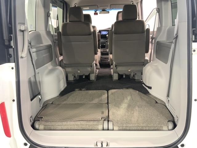 �R��ڃV�[�g���i�[����΃��Q�b�W�X�y�[�X���X�ɍL���g���܂��B