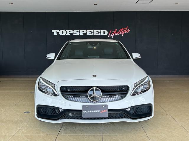 Ｃクラス Ｃ２２０ｄ　ローレウスエディション　Ｃ６３スタイルカスタム　リアトランクスポイラー　オレンジキャリパーペイント　マフラーカッター４本出し　リアディフューザー　グロスブラックホイール　メッキグロスブラックペイント　レーダーセーフティｐｋｇ（10枚目）