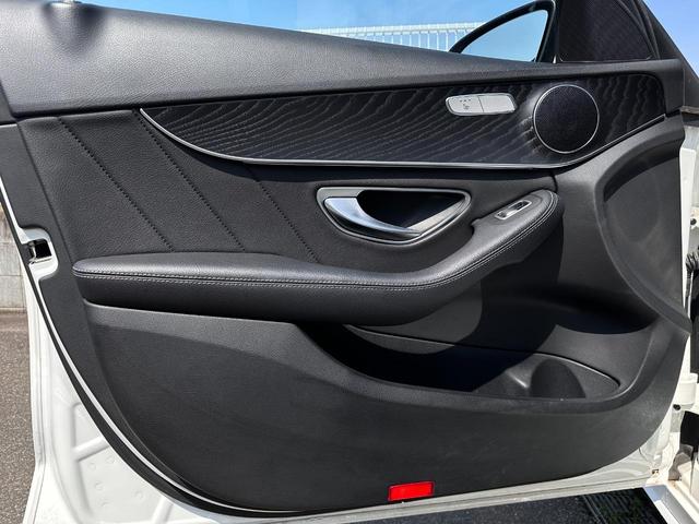 Ｃクラス Ｃ２２０ｄ　ローレウスエディション　Ｃ６３スタイルカスタム　リアトランクスポイラー　オレンジキャリパーペイント　マフラーカッター４本出し　リアディフューザー　グロスブラックホイール　メッキグロスブラックペイント　レーダーセーフティｐｋｇ（23枚目）