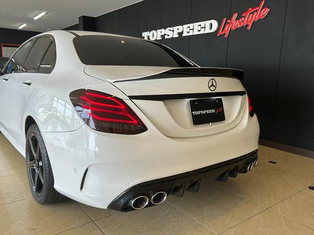 Ｃクラス Ｃ２２０ｄ　ローレウスエディション　Ｃ６３スタイルカスタム　リアトランクスポイラー　オレンジキャリパーペイント　マフラーカッター４本出し　リアディフューザー　グロスブラックホイール　メッキグロスブラックペイント　レーダーセーフティｐｋｇ（55枚目）