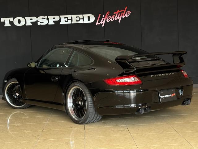 ９１１ ９１１カレラ　ＧＴ３ＲＳスタイル　ビルシュタイン　Ｅｉｂａｃｈダウンサス　ＥＮＫＥＩｓｐ－３　１９ＡＷ　サンルーフ　ＢＯＳＥサウンド　リアパークセンサー　社外ＬＥＤテールライト　左右２本出しマフラー　シートヒーター　シートメモリー　ドラレコ　レーダー（9枚目）