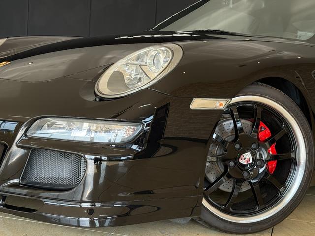 ９１１ ９１１カレラ　ＧＴ３ＲＳスタイル　ビルシュタイン　Ｅｉｂａｃｈダウンサス　ＥＮＫＥＩｓｐ－３　１９ＡＷ　サンルーフ　ＢＯＳＥサウンド　リアパークセンサー　社外ＬＥＤテールライト　左右２本出しマフラー　シートヒーター　シートメモリー　ドラレコ　レーダー（42枚目）