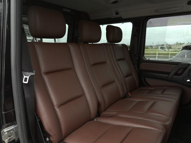 Ｇクラス Ｇ３５０　ブルーテック　ラグジュアリーＰＫＧ　ワンオーナー車両　Ｈａｒｍａｎ　ｋａｒｄｏｎサウンドシステム　サンルーフ　ＥＴＣ　シートヒーター　バックカメラ　パワーシート！　５人乗り　　正規ディーラー車両！（22枚目）