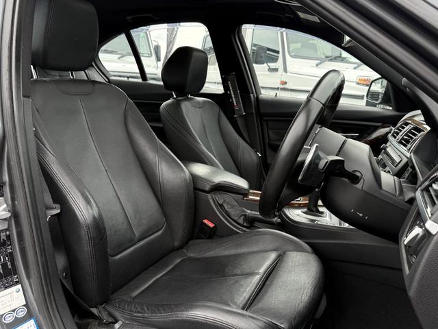 ３シリーズ ３２０ｄ　Ｍスポーツ　ユーザー買取車　黒皮シート　サンルーフ　シートヒーター　純正１８インチホイール　社外テールランプ　カーボン風スポイラー＆ディフューザー　ドライブレコーダー　ＥＴＣ（22枚目）