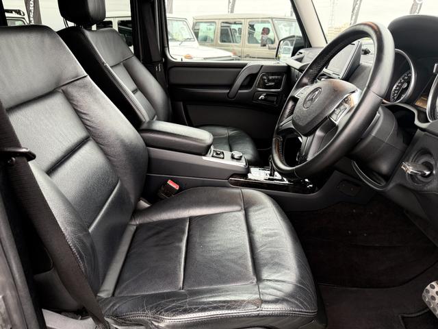 Ｇクラス Ｇ３５０　ブルーテック　Ｇ６３仕様　ツインアクティブサウンドエキゾースト　ラグジュアリーパッケージ　サンルーフ　黒革シート　ｈａｒｍａｎ　ｋａｒｄｏｎ　ＬＥＤフロントリップ　ＧＲＡＢＢＥＲ　ＧＥＮＥＲＡＬタイヤ（15枚目）