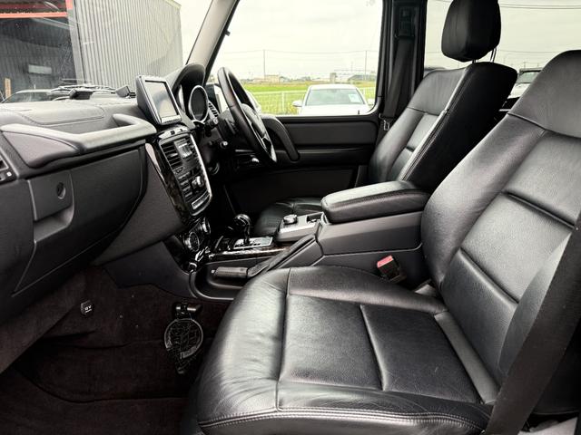 Ｇクラス Ｇ３５０　ブルーテック　Ｇ６３仕様　ツインアクティブサウンドエキゾースト　ラグジュアリーパッケージ　サンルーフ　黒革シート　ｈａｒｍａｎ　ｋａｒｄｏｎ　ＬＥＤフロントリップ　ＧＲＡＢＢＥＲ　ＧＥＮＥＲＡＬタイヤ（18枚目）