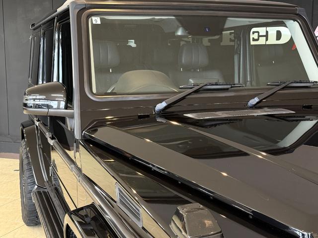 Ｇクラス Ｇ３５０　ブルーテック　Ｇ６３仕様　ツインアクティブサウンドエキゾースト　ラグジュアリーパッケージ　サンルーフ　黒革シート　ｈａｒｍａｎ　ｋａｒｄｏｎ　ＬＥＤフロントリップ　ＧＲＡＢＢＥＲ　ＧＥＮＥＲＡＬタイヤ（51枚目）