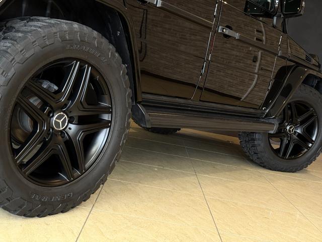 Ｇクラス Ｇ３５０　ブルーテック　Ｇ６３仕様　ツインアクティブサウンドエキゾースト　ラグジュアリーパッケージ　サンルーフ　黒革シート　ｈａｒｍａｎ　ｋａｒｄｏｎ　ＬＥＤフロントリップ　ＧＲＡＢＢＥＲ　ＧＥＮＥＲＡＬタイヤ（57枚目）