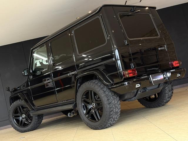 Ｇクラス Ｇ３５０　ブルーテック　Ｇ６３仕様　ツインアクティブサウンドエキゾースト　ラグジュアリーパッケージ　サンルーフ　黒革シート　ｈａｒｍａｎ　ｋａｒｄｏｎ　ＬＥＤフロントリップ　ＧＲＡＢＢＥＲ　ＧＥＮＥＲＡＬタイヤ（64枚目）