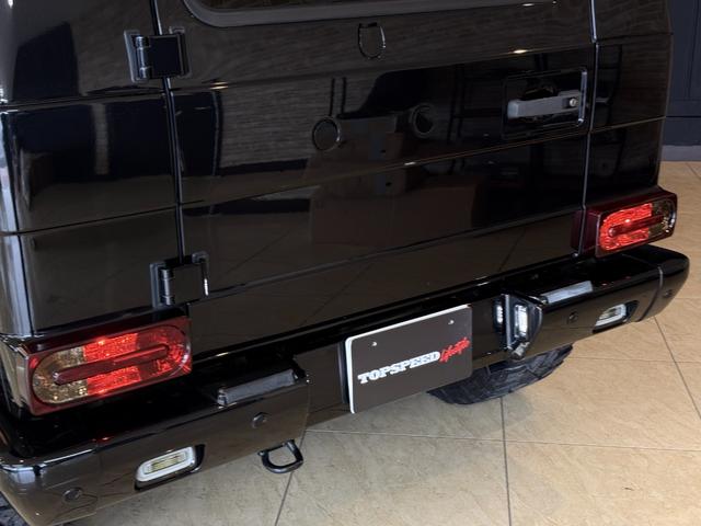 Ｇクラス Ｇ３５０　ブルーテック　Ｇ６３仕様　ツインアクティブサウンドエキゾースト　ラグジュアリーパッケージ　サンルーフ　黒革シート　ｈａｒｍａｎ　ｋａｒｄｏｎ　ＬＥＤフロントリップ　ＧＲＡＢＢＥＲ　ＧＥＮＥＲＡＬタイヤ（66枚目）