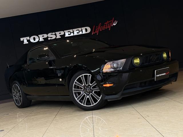 FORD MUSTANG V8 GT PERFORMANCE PACKAGE