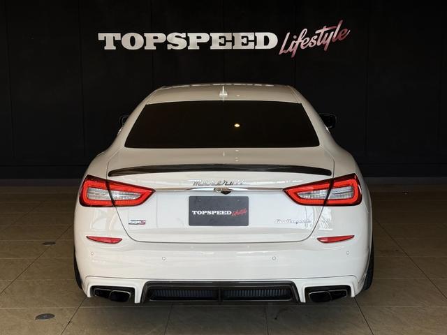 クアトロポルテ GT S LEAP DESIGNカーボンエアロ HyperForged22インチAW PowerCraftセンターパイプ ダウンサス サンルーフ ブラックレザーシート V8ツインターボ(10枚目)