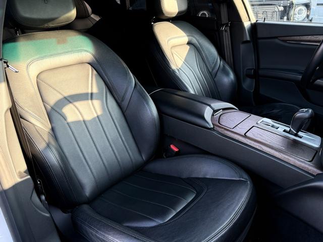 クアトロポルテ GT S LEAP DESIGNカーボンエアロ HyperForged22インチAW PowerCraftセンターパイプ ダウンサス サンルーフ ブラックレザーシート V8ツインターボ(33枚目)