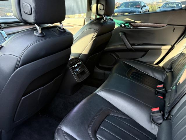 クアトロポルテ GT S LEAP DESIGNカーボンエアロ HyperForged22インチAW PowerCraftセンターパイプ ダウンサス サンルーフ ブラックレザーシート V8ツインターボ(37枚目)