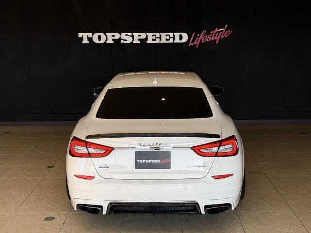 クアトロポルテ GT S LEAP DESIGNカーボンエアロ HyperForged22インチAW PowerCraftセンターパイプ ダウンサス サンルーフ ブラックレザーシート V8ツインターボ(57枚目)