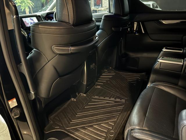 ヴェルファイア ３．５ＺＡ　Ｇエディション　ＬＭ　Ｓｔｙｌｅ　Ｃｕｓｔｏｍ　レーダー探知機　パワーシート　シートヒーター　後席フリップダウンモニター　７名乗り　ＥＴＣ　アンビエントライト　バーニングブラッククリスタルシャインガラスフレーク（22枚目）