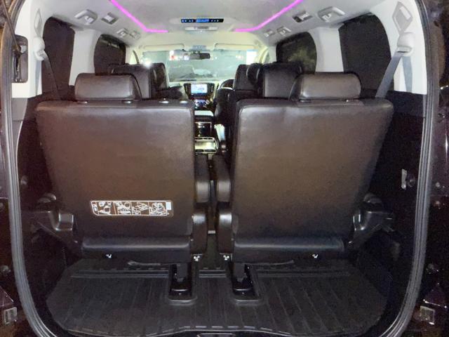 ヴェルファイア ３．５ＺＡ　Ｇエディション　ＬＭ　Ｓｔｙｌｅ　Ｃｕｓｔｏｍ　レーダー探知機　パワーシート　シートヒーター　後席フリップダウンモニター　７名乗り　ＥＴＣ　アンビエントライト　バーニングブラッククリスタルシャインガラスフレーク（28枚目）