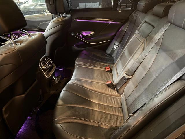 Ｓクラス Ｓ４００ハイブリッド　Ｓ６３後期Ｓｔｙｌｅ　ＡＭＧ　Ｓｐｏｒｔ　ＰＫＧ　３６０度カメラ　ＷＯＲＫグノーシス２１インチ　サンルーフ　パワーシート　ロワリングキット　黒革シート　後期ヘッド　後期テール　パヒュームアトマイザー（32枚目）