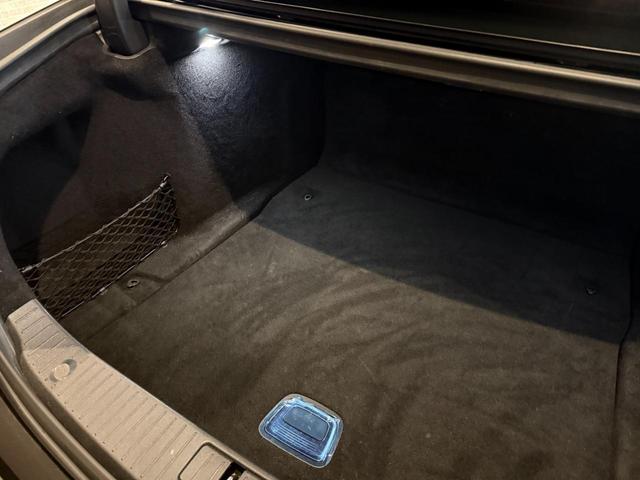 Ｓクラス Ｓ４００ハイブリッド　Ｓ６３後期Ｓｔｙｌｅ　ＡＭＧ　Ｓｐｏｒｔ　ＰＫＧ　３６０度カメラ　ＷＯＲＫグノーシス２１インチ　サンルーフ　パワーシート　ロワリングキット　黒革シート　後期ヘッド　後期テール　パヒュームアトマイザー（41枚目）