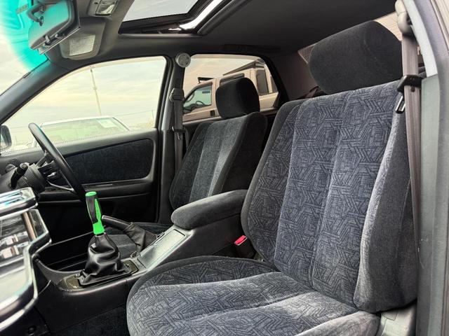 クレスタ ルラーンＳ　買取車両　１ＪＺターボエンジン載替　５速ＭＴ載替　ＷＯＲＫランベリックＬＤ１　前置きインタークーラー　車高調　ＨＫＳエアクリ　サンルーフ　砲弾マフラー　ＴＲＤメーター交換　後期最終モデル　改造変更済み（24枚目）