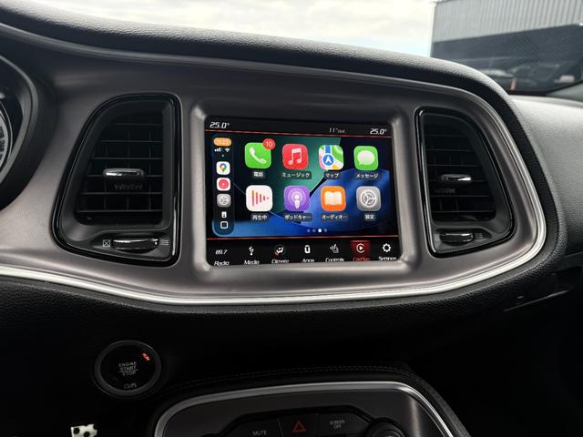 ダッジ・チャレンジャー Ｒ／Ｔ　プラス　シェイカー　ｂｒｅｍｂｏキャリパー　ＢＣ　ＲＡＣＩＮＧ車高調　ＳＲＴ２０インチＡＷ　Ａｌｐｉｎｅサウンドシステム　ＡｐｐｌｅＣａｒＰｌｅｙ　ＤｏｄｇｅＰｅｒｆｏｍａｎｃＣｏｎｔｏｔｏｌ　ホワイトメーター（18枚目）