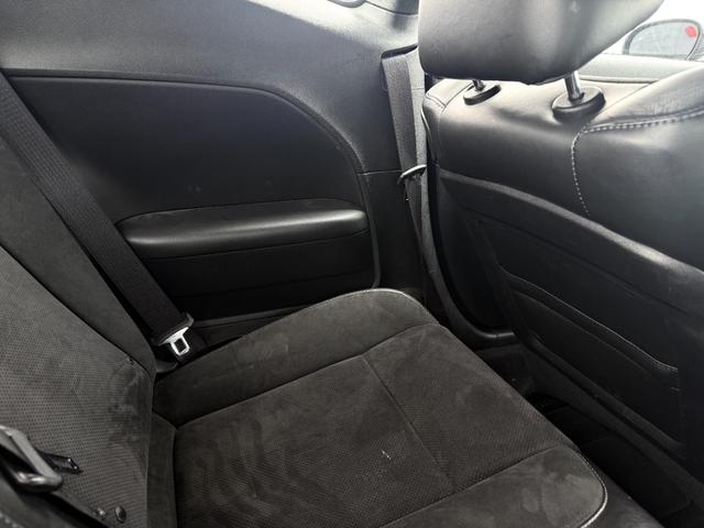 ダッジ・チャレンジャー Ｒ／Ｔ　プラス　シェイカー　ｂｒｅｍｂｏキャリパー　ＢＣ　ＲＡＣＩＮＧ車高調　ＳＲＴ２０インチＡＷ　Ａｌｐｉｎｅサウンドシステム　ＡｐｐｌｅＣａｒＰｌｅｙ　ＤｏｄｇｅＰｅｒｆｏｍａｎｃＣｏｎｔｏｔｏｌ　ホワイトメーター（31枚目）