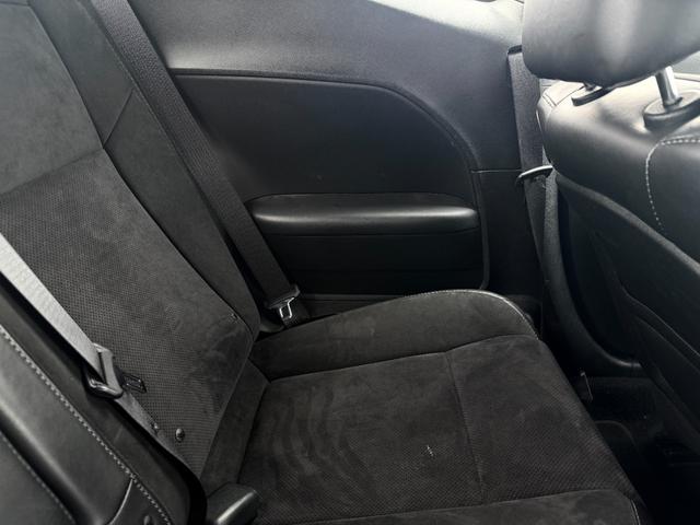 ダッジ・チャレンジャー Ｒ／Ｔ　プラス　シェイカー　ｂｒｅｍｂｏキャリパー　ＢＣ　ＲＡＣＩＮＧ車高調　ＳＲＴ２０インチＡＷ　Ａｌｐｉｎｅサウンドシステム　ＡｐｐｌｅＣａｒＰｌｅｙ　ＤｏｄｇｅＰｅｒｆｏｍａｎｃＣｏｎｔｏｔｏｌ　ホワイトメーター（32枚目）