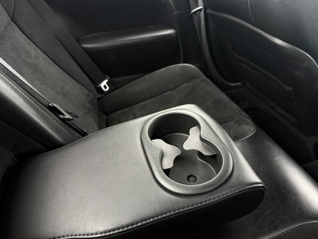 ダッジ・チャレンジャー Ｒ／Ｔ　プラス　シェイカー　ｂｒｅｍｂｏキャリパー　ＢＣ　ＲＡＣＩＮＧ車高調　ＳＲＴ２０インチＡＷ　Ａｌｐｉｎｅサウンドシステム　ＡｐｐｌｅＣａｒＰｌｅｙ　ＤｏｄｇｅＰｅｒｆｏｍａｎｃＣｏｎｔｏｔｏｌ　ホワイトメーター（34枚目）