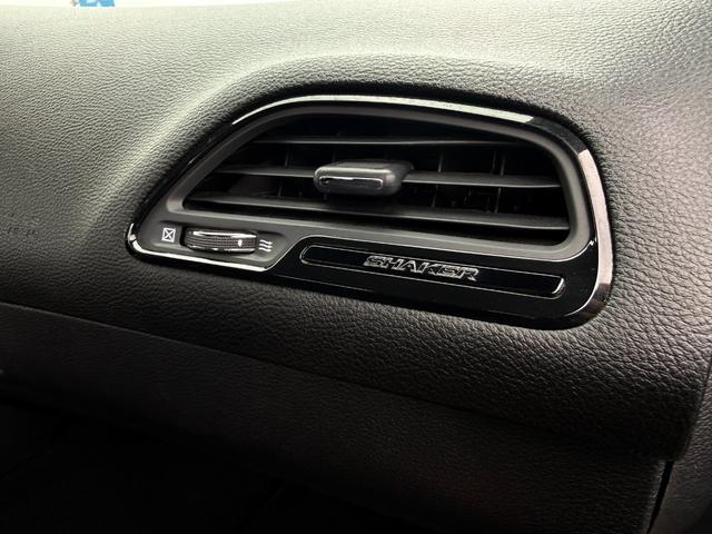 ダッジ・チャレンジャー Ｒ／Ｔ　プラス　シェイカー　ｂｒｅｍｂｏキャリパー　ＢＣ　ＲＡＣＩＮＧ車高調　ＳＲＴ２０インチＡＷ　Ａｌｐｉｎｅサウンドシステム　ＡｐｐｌｅＣａｒＰｌｅｙ　ＤｏｄｇｅＰｅｒｆｏｍａｎｃＣｏｎｔｏｔｏｌ　ホワイトメーター（36枚目）