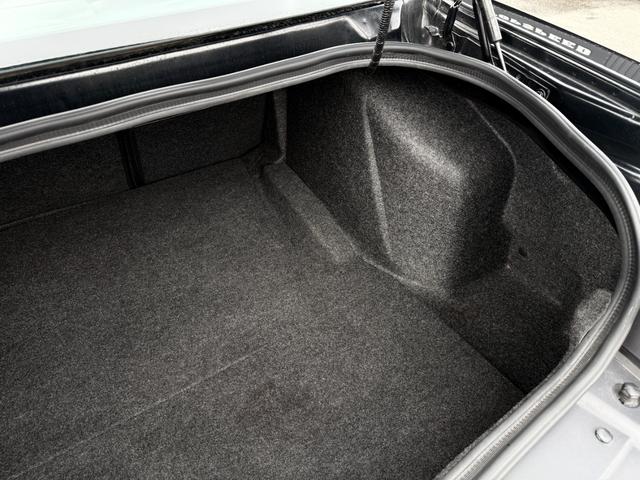 ダッジ・チャレンジャー Ｒ／Ｔ　プラス　シェイカー　ｂｒｅｍｂｏキャリパー　ＢＣ　ＲＡＣＩＮＧ車高調　ＳＲＴ２０インチＡＷ　Ａｌｐｉｎｅサウンドシステム　ＡｐｐｌｅＣａｒＰｌｅｙ　ＤｏｄｇｅＰｅｒｆｏｍａｎｃＣｏｎｔｏｔｏｌ　ホワイトメーター（39枚目）