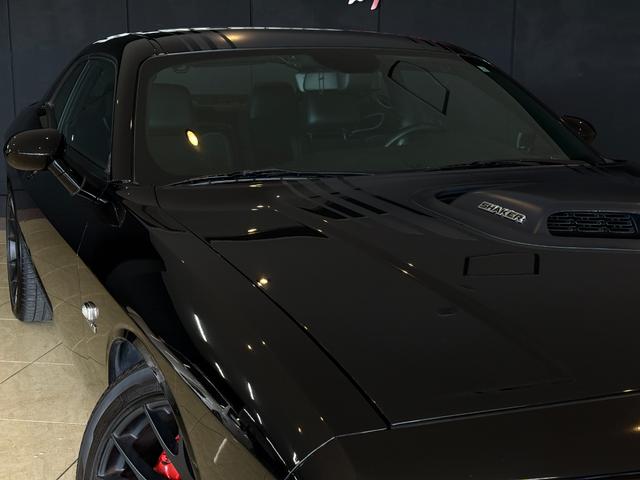 ダッジ・チャレンジャー Ｒ／Ｔ　プラス　シェイカー　ｂｒｅｍｂｏキャリパー　ＢＣ　ＲＡＣＩＮＧ車高調　ＳＲＴ２０インチＡＷ　Ａｌｐｉｎｅサウンドシステム　ＡｐｐｌｅＣａｒＰｌｅｙ　ＤｏｄｇｅＰｅｒｆｏｍａｎｃＣｏｎｔｏｔｏｌ　ホワイトメーター（51枚目）